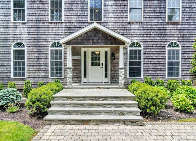 Property at 26 Boxtree Rd, East Quogue, NY 11942, 4 beds, 4 baths