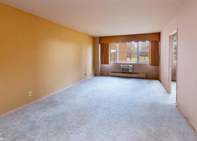 Property at 5700 Arlington Ave Unit 2X, Bronx, NY 10471, 2 beds, 1 bath