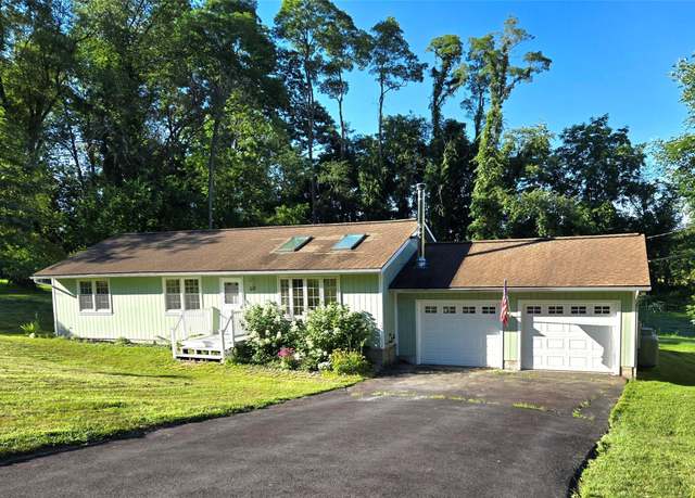 Property at 10 Aspinwall Rd, Red Hook, NY 12571, 3 beds, 1.5 baths