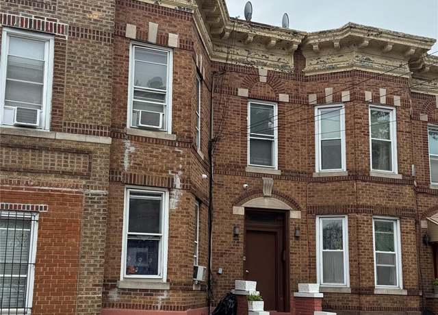 Property at 7520 64th Pl, Glendale, NY 11385, 6 beds, 3 baths