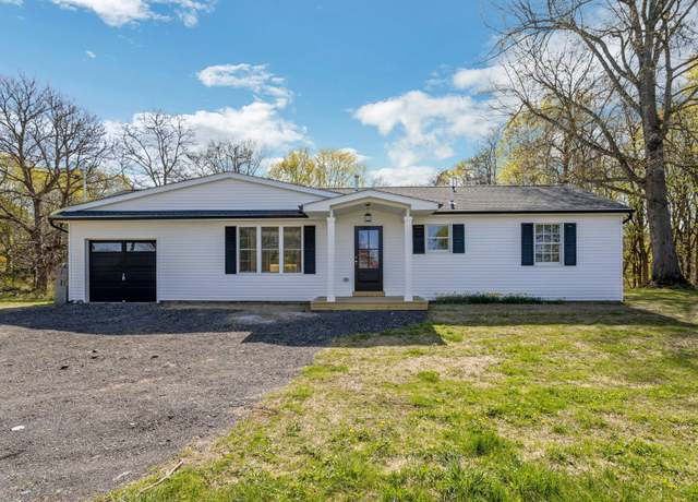 Property at 21 Kent Rd, Hopewell Junction, NY 12533, 3 beds, 2 baths