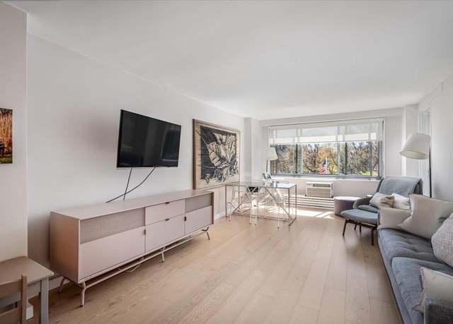 Property at 220-55 46th Ave Unit 3U, Bayside, NY 11361, 1 bed, 1 bath