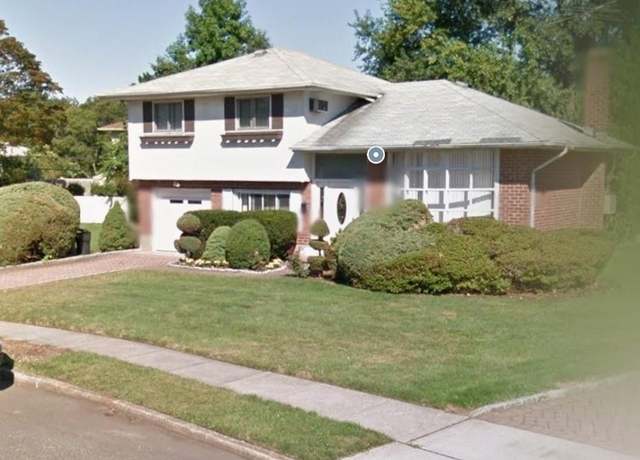 Property at 725 Carlisle Rd, Jericho, NY 11753, 3 beds, 1.5 baths