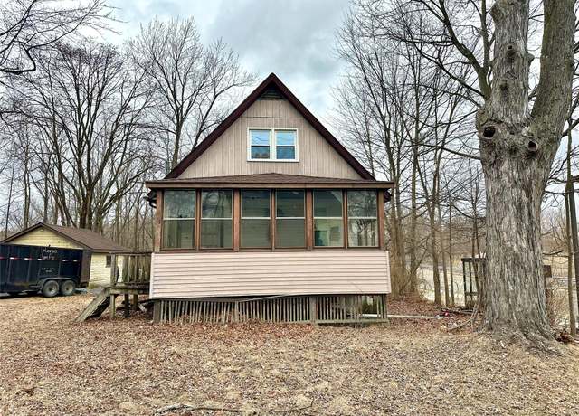 Property at 95 Silver Lake Sctn Rd, Middletown, NY 10940, 3 beds, 1 bath