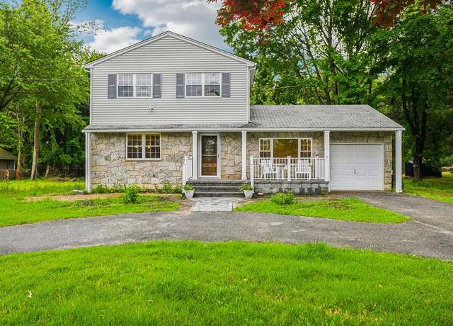Property at 8 Mill Lot Rd, Middle Island, NY 11953, 4 beds, 1.5 baths