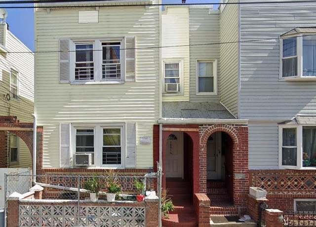 Property at 10919 127th St, South Ozone Park, NY 11420, 6 beds, 5 baths