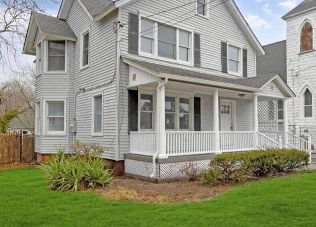 Property at 178 N Ocean Ave, Patchogue, NY 11772, 4 beds, 2 baths
