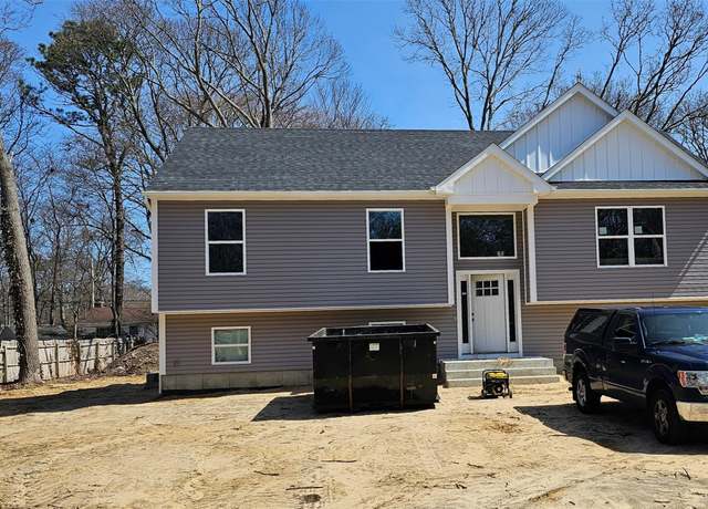 Property at 61 Margaret Dr, Coram, NY 11727, 3 beds, 2 baths