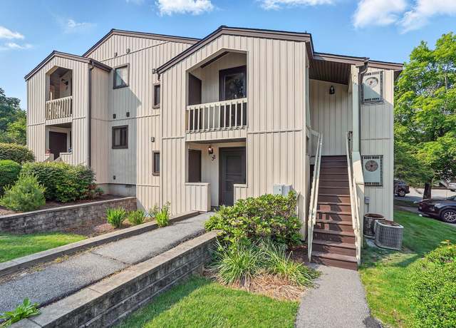 Property at 34 Overlook Cmns, Yorktown Heights, NY 10598, 1 bed, 1 bath
