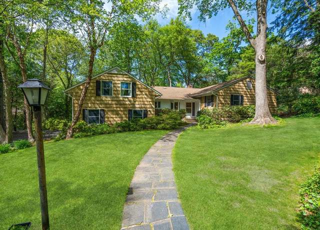Property at 51 The Hemlocks, Roslyn Estates, NY 11576, 6 beds, 3 baths