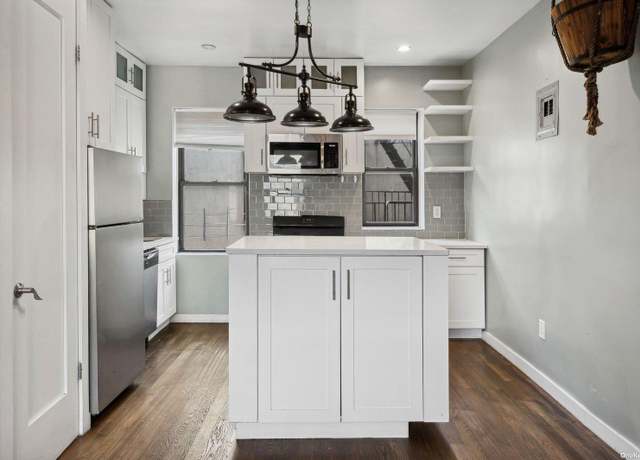 Property at 21-16 35th St Unit 5B, Astoria, NY 11105, 2 beds, 1 bath
