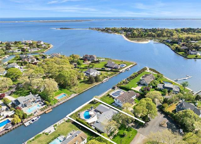 Property at 8 Mill Pond Rd, Hampton Bays, NY 11946, 4 beds, 3 baths