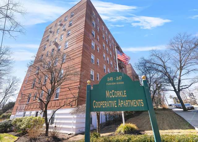 Property at 247 Parkview Ave Unit 3J, Bronxville, NY 10708, 3 beds, 1 bath