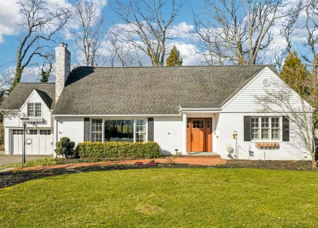 Property at 20 Bower Pl, Huntington, NY 11743, 4 beds, 4.5 baths
