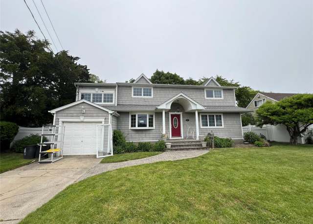 Property at 566 Alwick Ave, West Islip, NY 11795, 4 beds, 2 baths