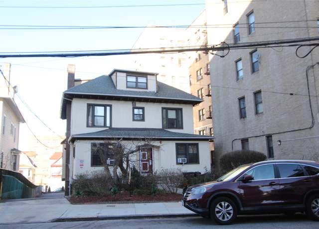 Property at 251 Valentine Ln, Yonkers, NY 10705, 7 beds, 4 baths