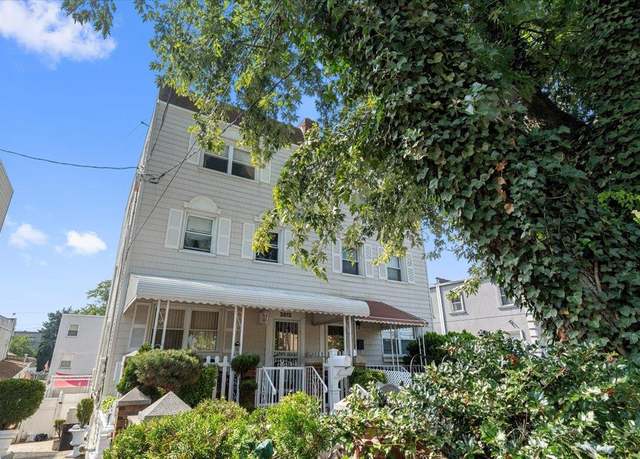Property at 2812 Harding Ave, Bronx, NY 10465, 4 beds, 3 baths