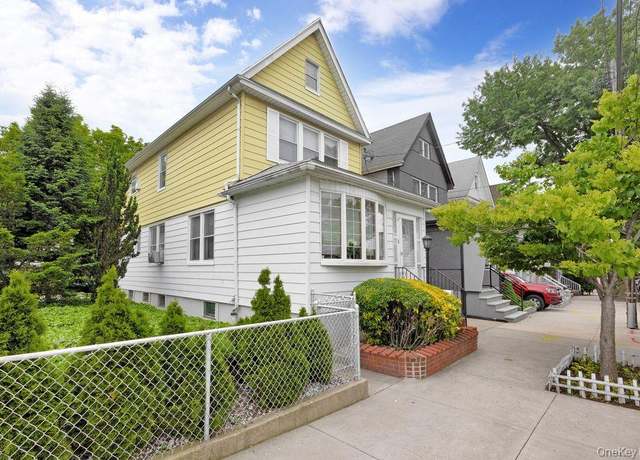 Property at 5924 59th Rd, Maspeth, NY 11378