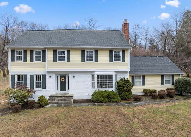 Property at 55 Old Lyme Rd, Chappaqua, NY 10514, 4 beds, 2.5 baths