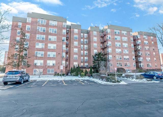 Property at 18-70 211 St Unit 2G, Bayside, NY 11360, 2 beds, 1 bath
