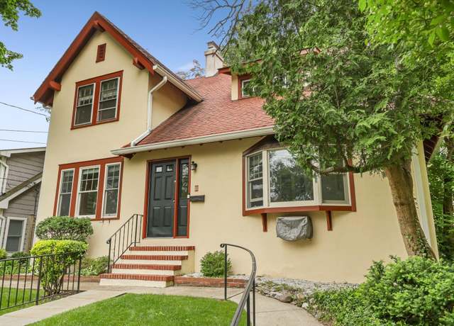 Property at 20 Sarles Ln, Pleasantville, NY 10570, 3 beds, 2 baths