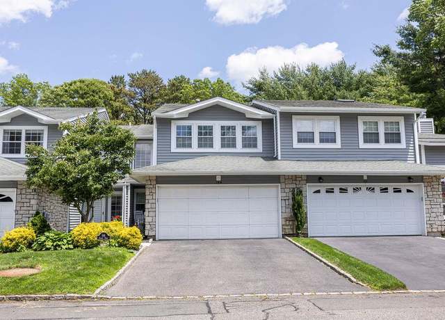 Property at 144 Colony Dr, Holbrook, NY 11741, 4 beds, 2.5 baths