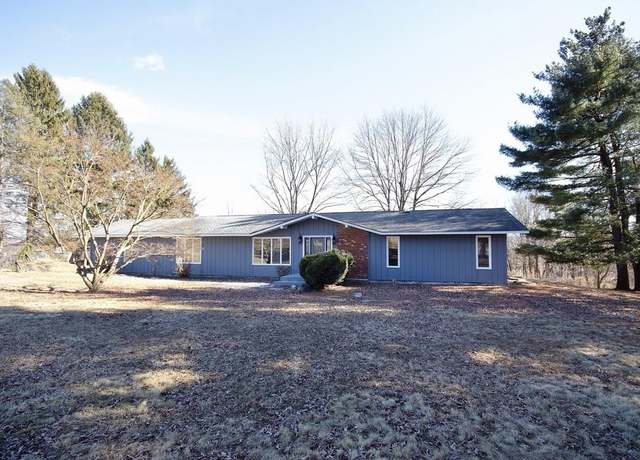 Property at 16 Ayr Rd, Chester, NY 10918, 3 beds, 2.5 baths