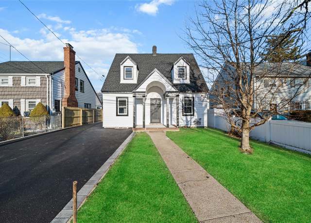 Property at 50 Cameron Ave, Hempstead, NY 11550, 4 beds, 3 baths