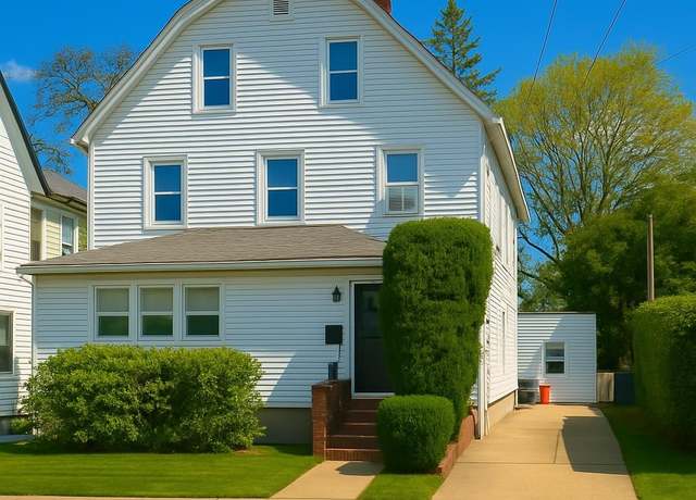 Property at 311 Madison Ave, Cedarhurst, NY 11516, 5 beds, 3 baths