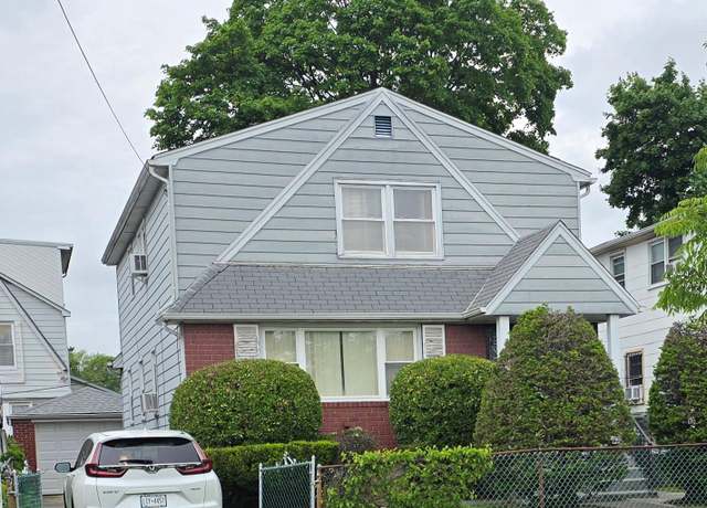 Property at 202-07 Linden Blvd, Saint Albans, NY 11412, 5 beds, 3 baths