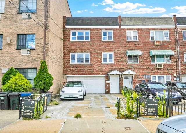 Property at 738 E 222 St, Bronx, NY 10467, 8 beds, 5 baths