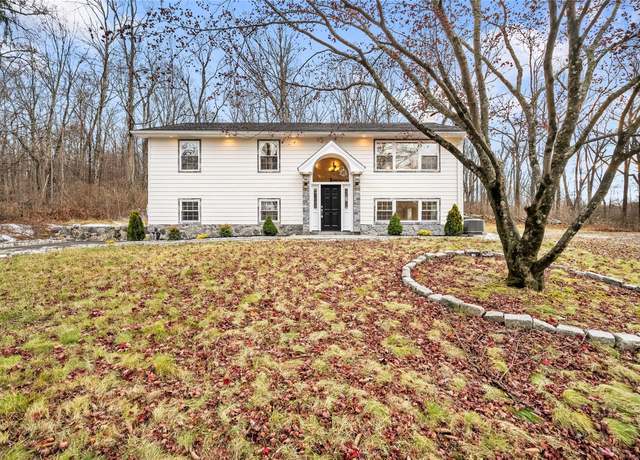 Property at 15 Cobblestone Ln, Cortlandt Manor, NY 10567, 3 beds, 3 baths