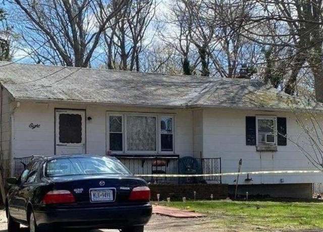 Property at 8 Barclay Rd, Mastic Beach, NY 11951, 3 beds, 1 bath