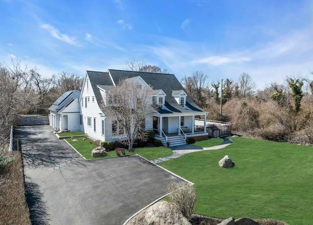 Property at 5405 Rocky Point Rd, East Marion, NY 11939, 4 beds, 4.5 baths