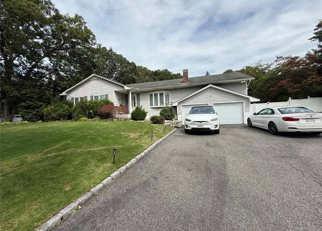 Property at 11 Weathervane Way, Dix Hills, NY 11746, 4 beds, 3 baths
