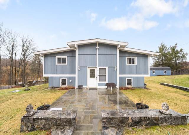 Property at 15 Meadow Ridge Rd, Brewster, NY 10509, 6 beds, 4 baths
