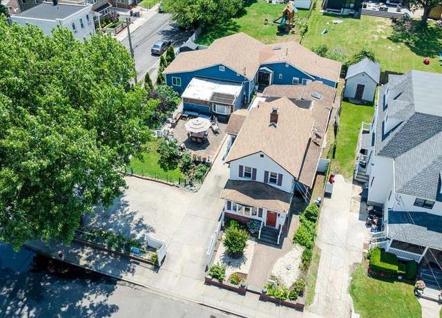 Property at 137 Jefferson St, Inwood, NY 11096, 7 beds, 4 baths