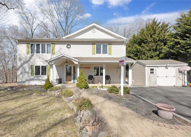 Property at 35 Daisy Dr, Kings Park, NY 11754, 4 beds, 2 baths