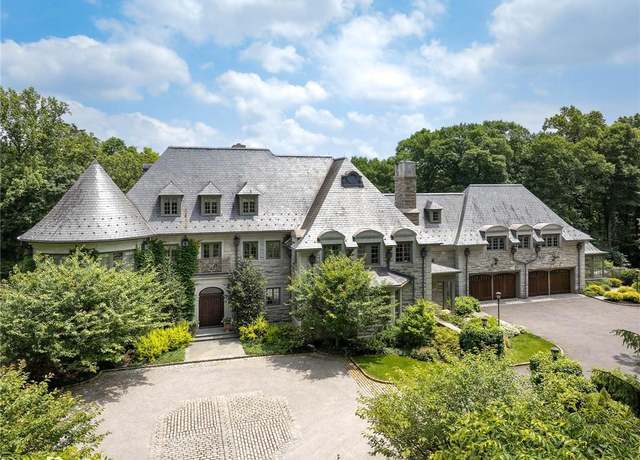 Property at 17 Cowdray Park Dr, Armonk, NY 10504, 8 beds, 11 baths