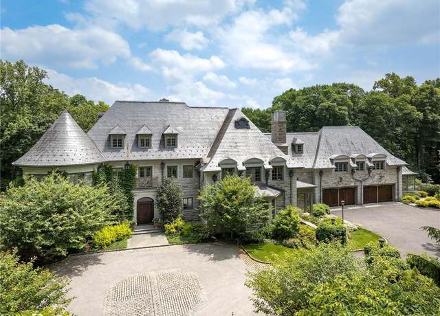 Property at 17 Cowdray Park Dr, Armonk, NY 10504, 8 beds, 11 baths