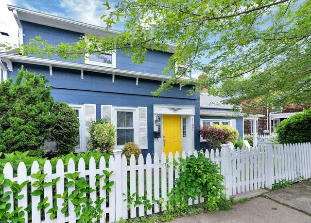Property at 162 Central Ave, Greenport, NY 11944, 2 beds, 2 baths