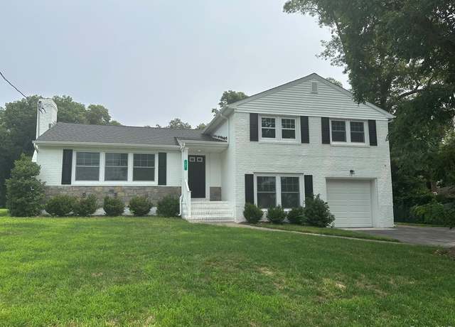 Property at 121 W Main St, Kings Park, NY 11754, 5 beds, 3 baths