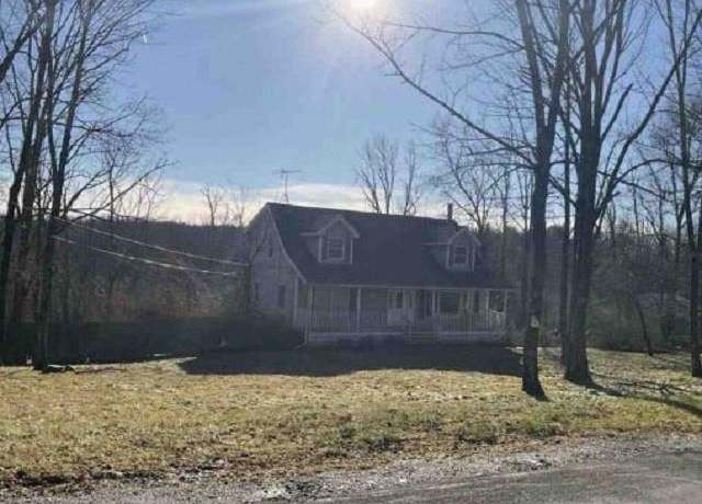 Property at 847 Greenville Tpke, Middletown, NY 10940, 3 beds, 2 baths