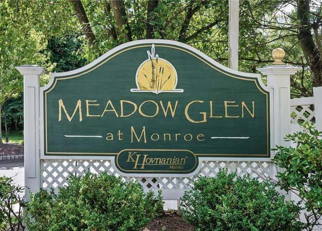 Property at 87 Barr Ln #87, Monroe, NY 10950, 3 beds, 2.5 baths
