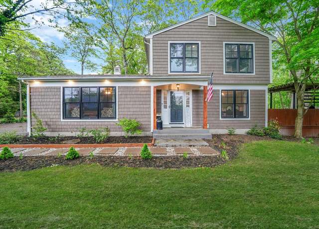 Property at 121 Tyler Ave, Miller Place, NY 11764, 3 beds, 2.5 baths