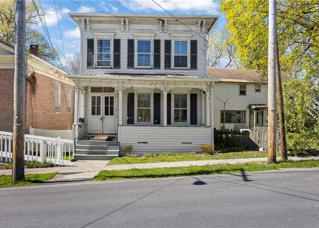 Property at 20 N Franklin St, Athens, NY 12015, 3 beds, 1.5 baths