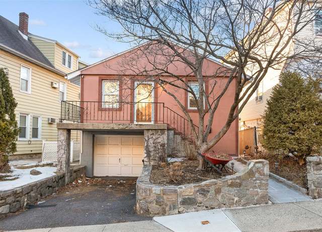 Property at 39 Chestnut St, Tuckahoe, NY 10707, 3 beds, 1.5 baths