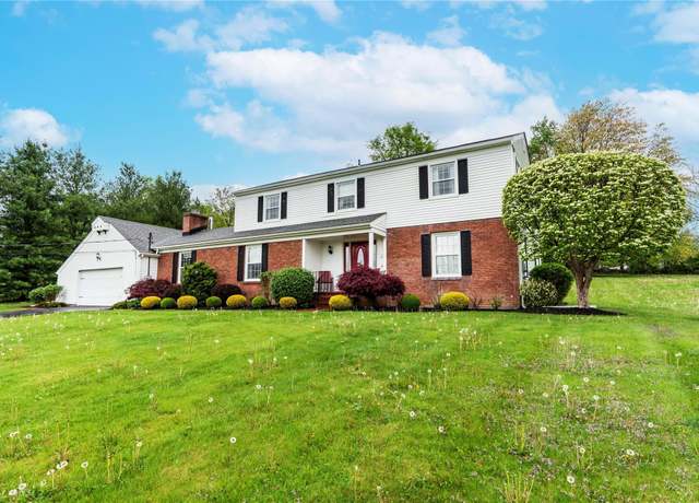 Property at 36 Country Club Rd, Hopewell Junction, NY 12533, 4 beds, 2.5 baths