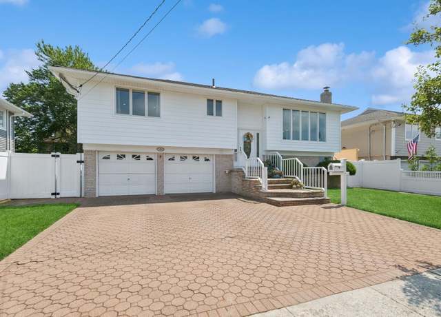 Property at 159 Harris Dr, Oceanside, NY 11572, 4 beds, 2 baths