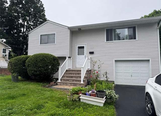 Property at 113 6th Ave, Huntington Station, NY 11746, 4 beds, 2 baths